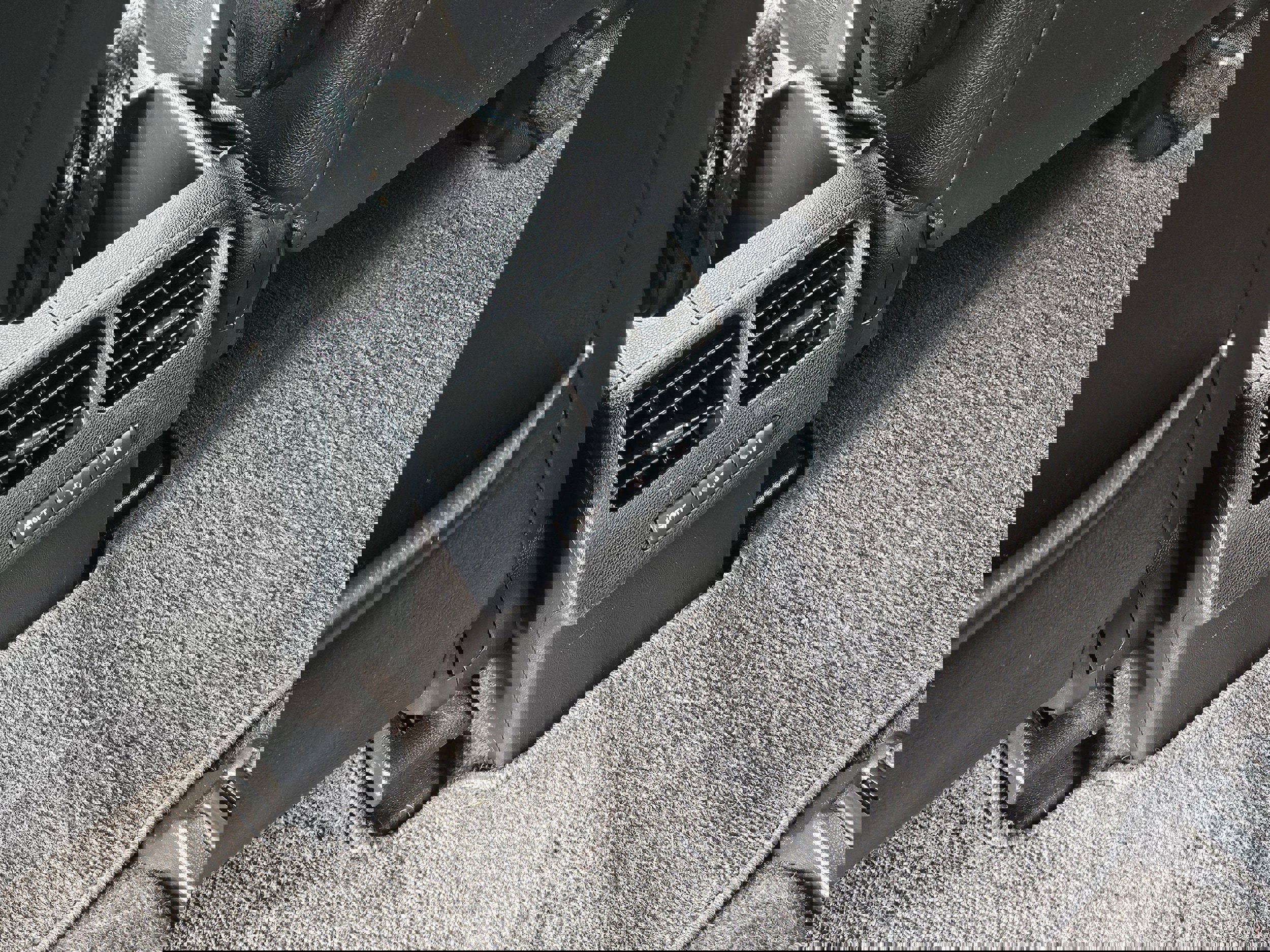 Used 2013 MAZDA MAZDA5 Grand Touring image 22