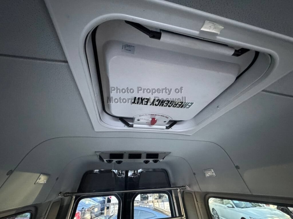 Used 2016 Mercedes-Benz Sprinter 3500 w/ High Idle Fixed Package image 30