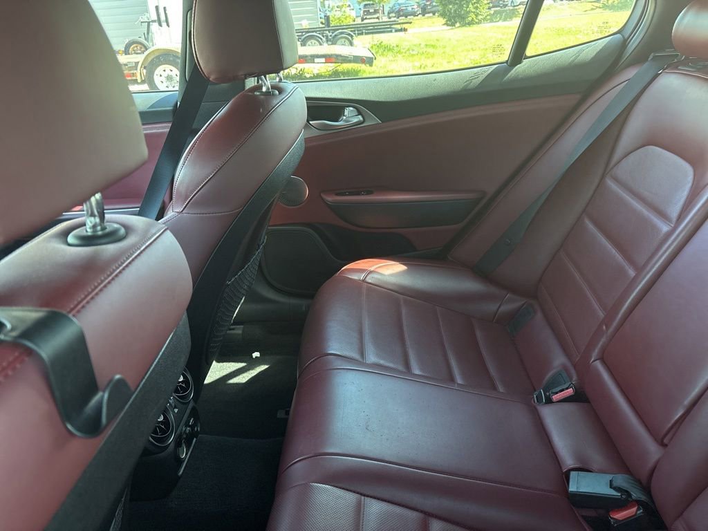 Used 2019 Kia Stinger GT2 AWD/4WD image 17