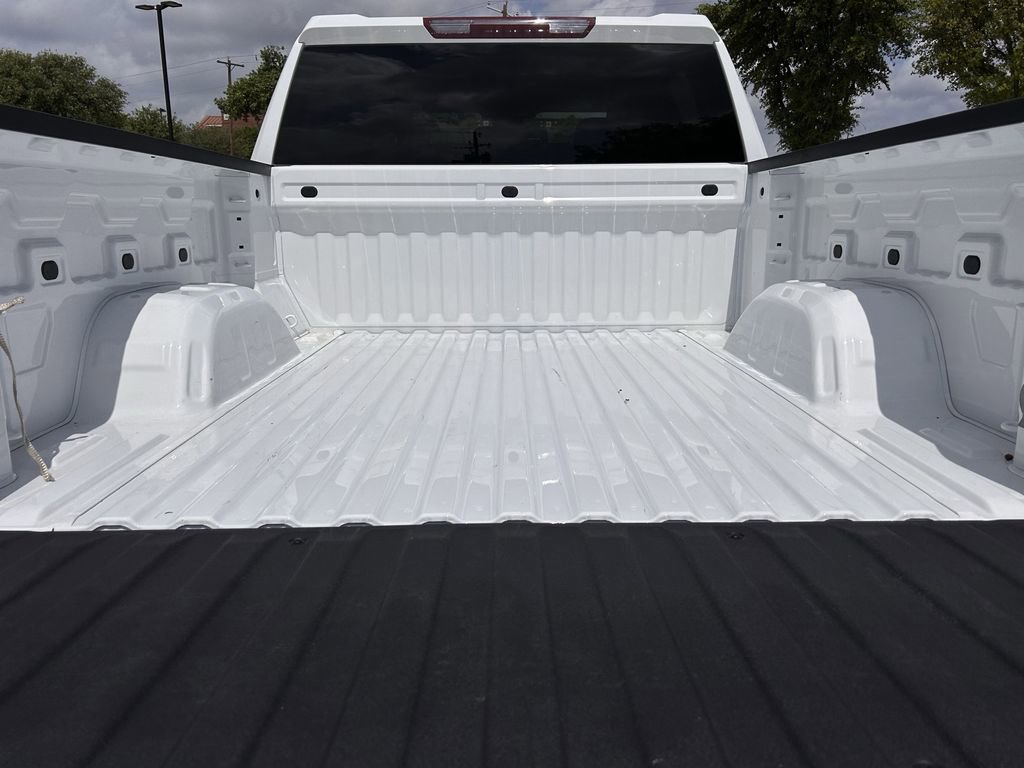 Used 2024 GMC Sierra 1500 Pro w/ Graphite Edition image 30