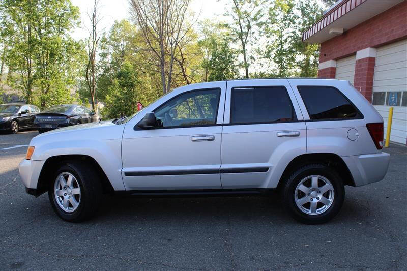 Used 2008 Jeep Grand Cherokee Laredo image 2