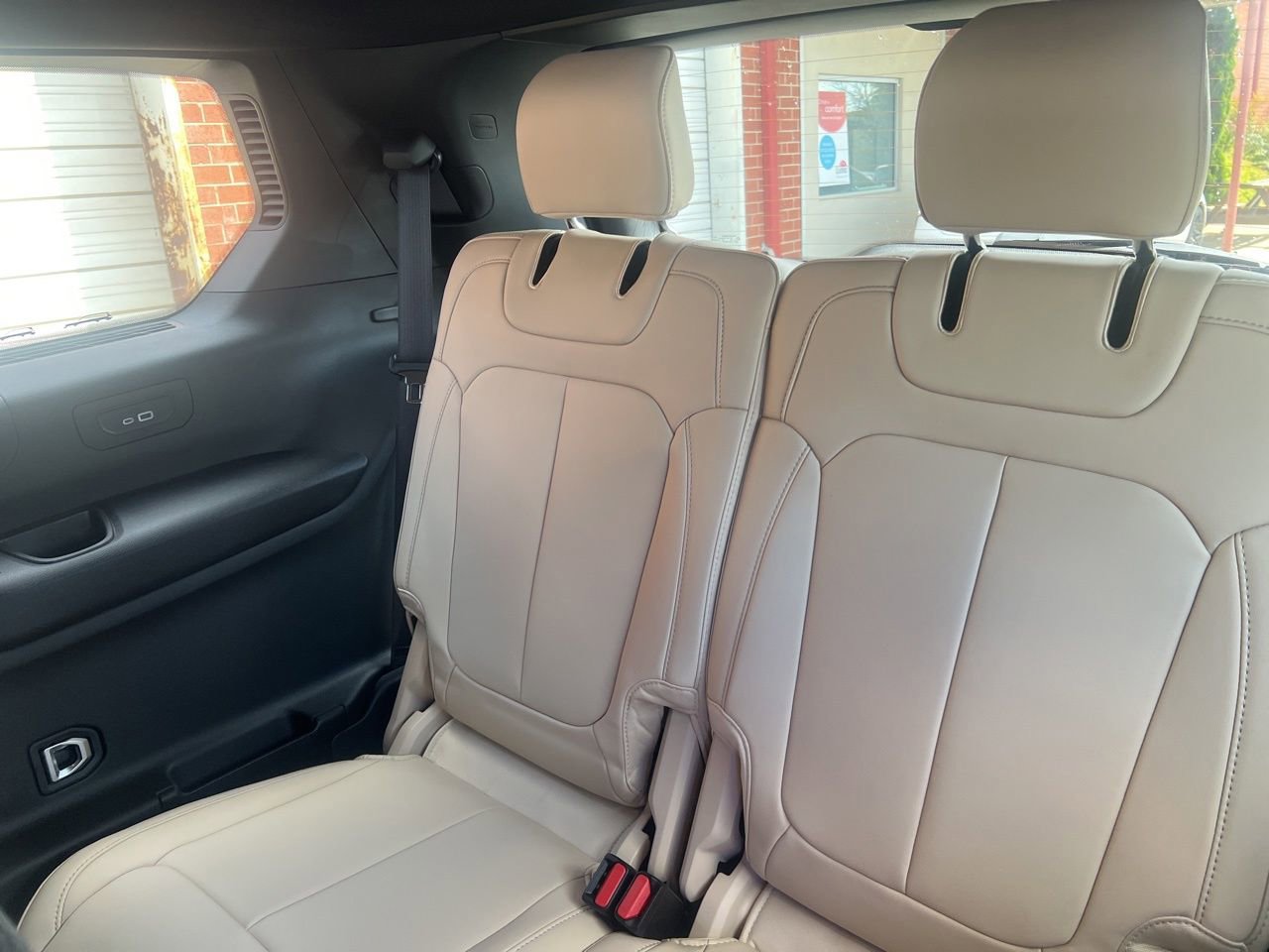 New 2026 Jeep Grand Cherokee L Limited w/ Limited Altitude Package AWD/4WD image 18