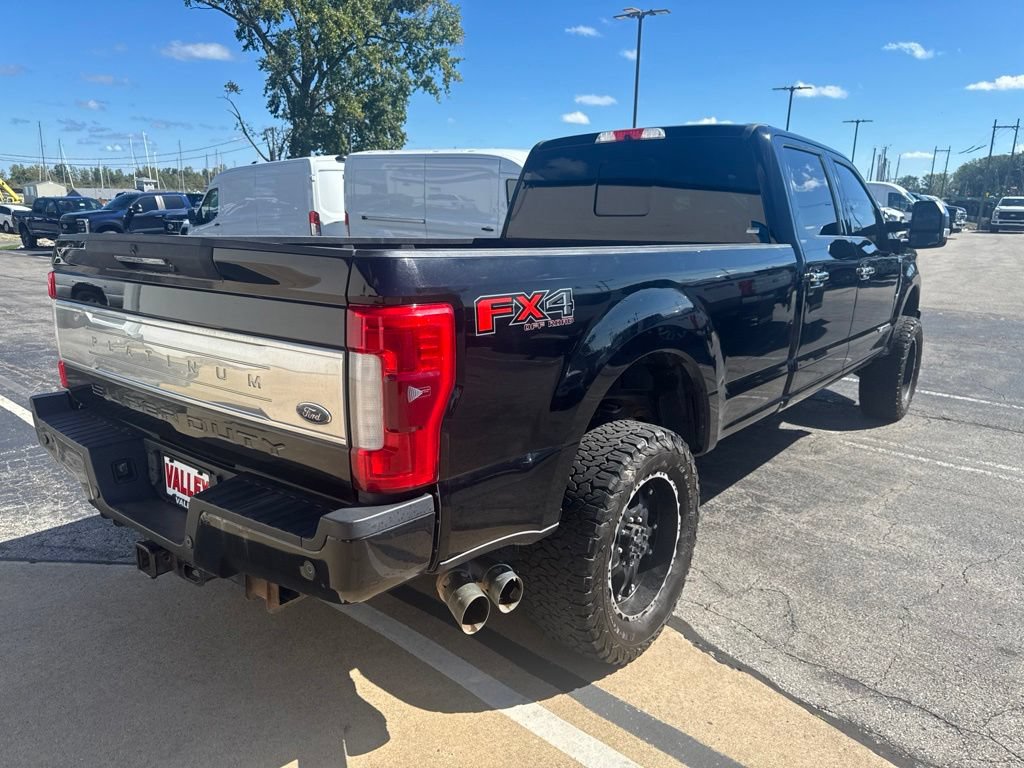 Used 2017 Ford F350 Platinum w/ Platinum Ultimate Package AWD/4WD image 3