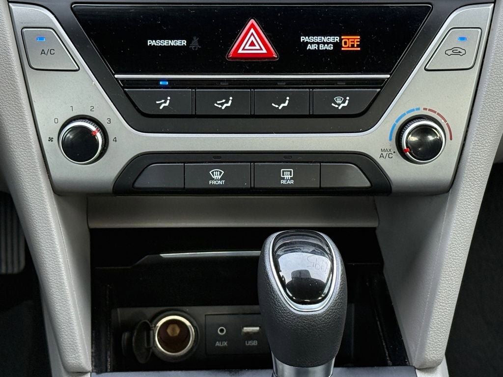 Used 2017 Hyundai Elantra SE FWD image 26
