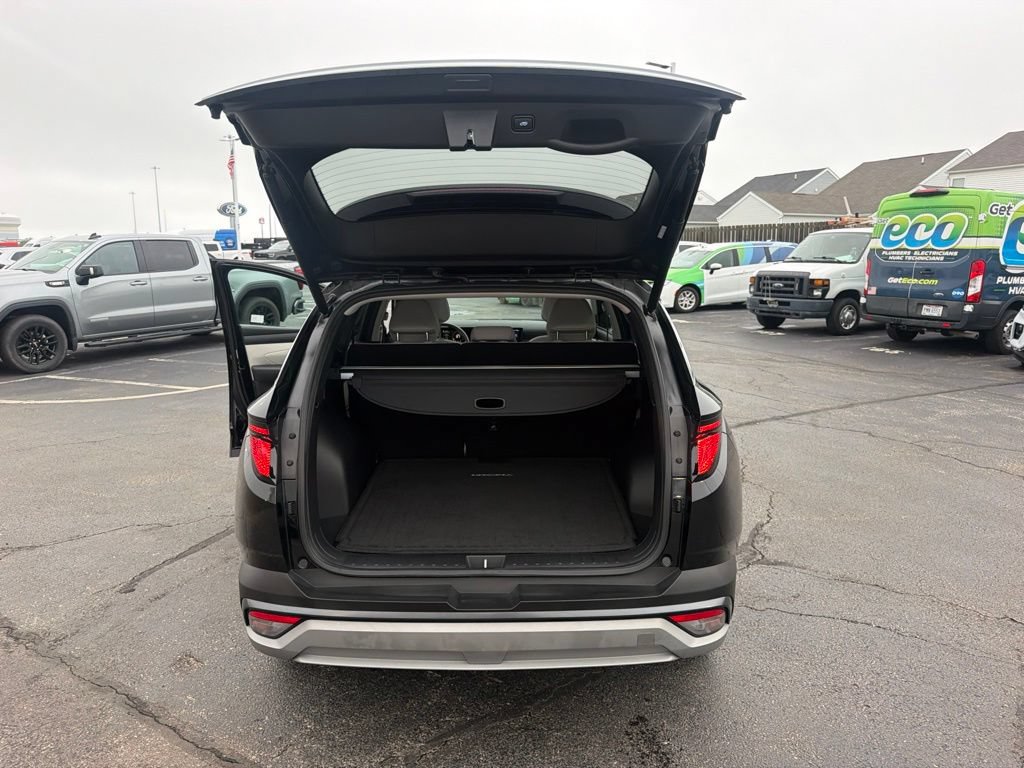 Used 2025 Hyundai Tucson SEL FWD image 49