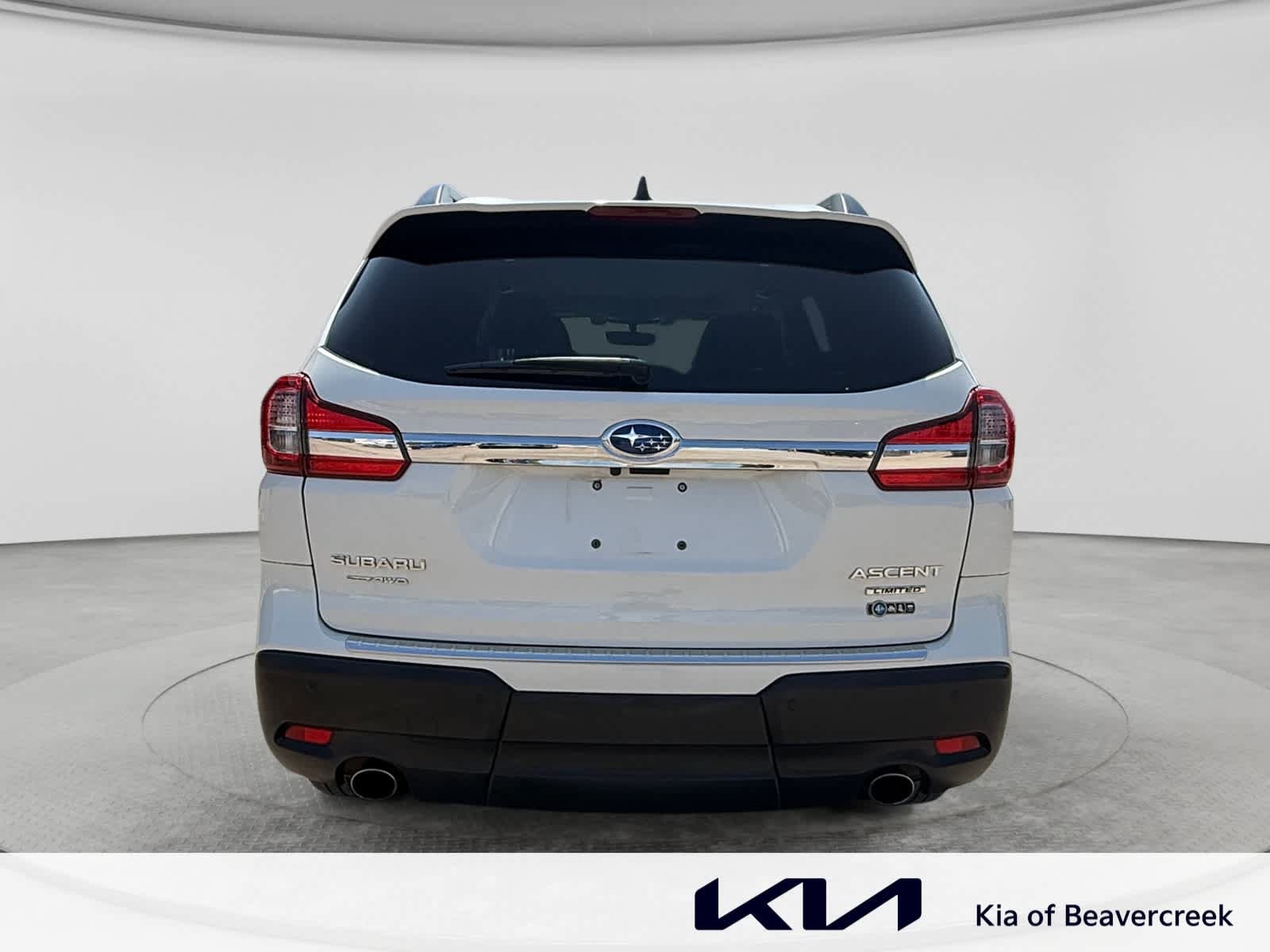 Used 2022 Subaru Ascent Limited w/ Technology Package AWD/4WD image 6