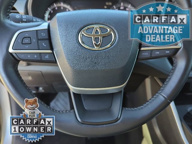 Used 2024 Toyota Highlander LE image 5