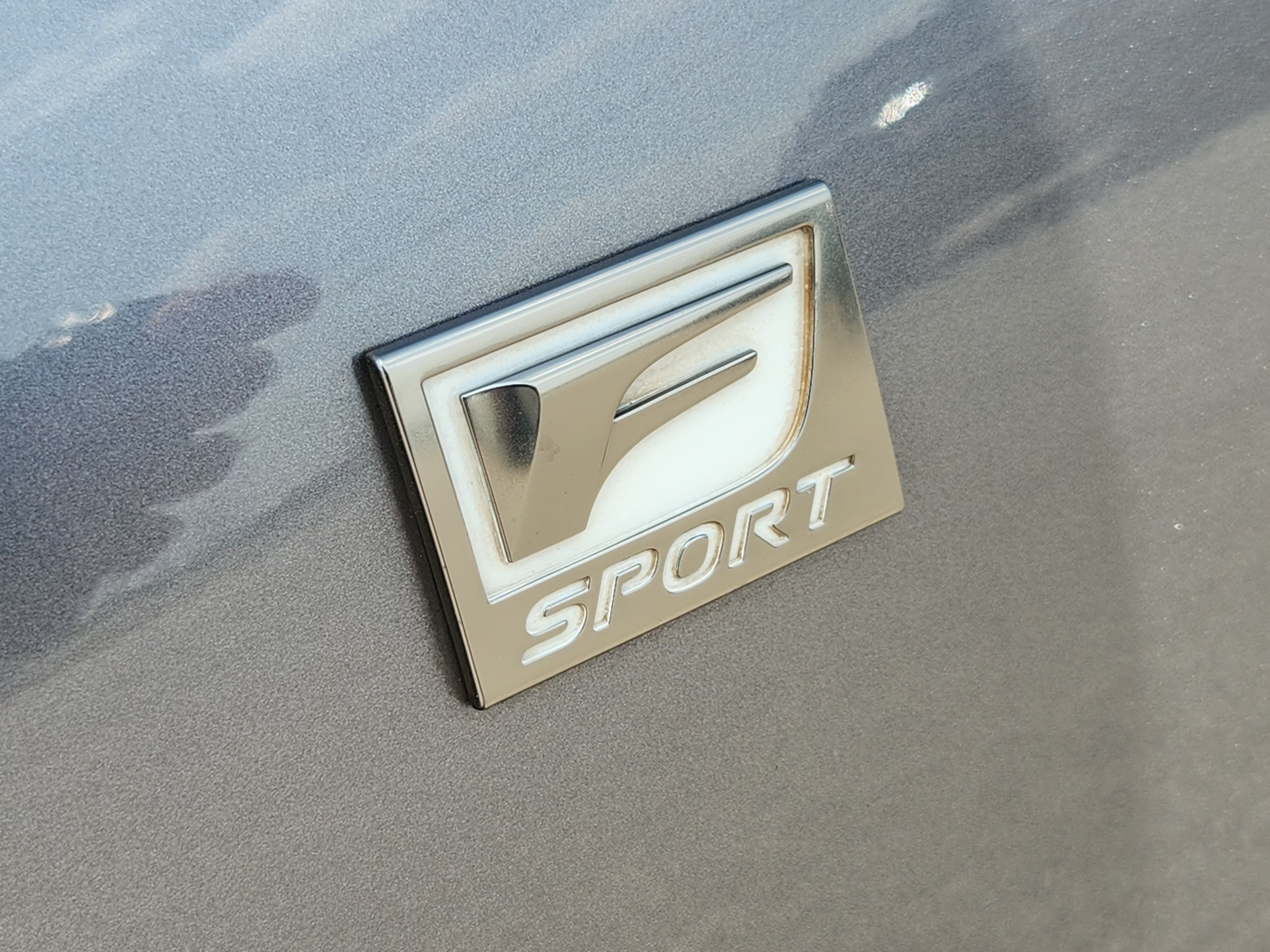 Used 2016 Lexus IS 200t w/ F Sport Package RWD image 13