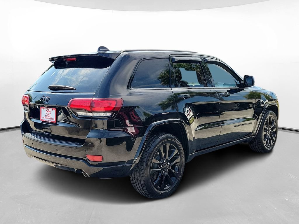 Used 2019 Jeep Grand Cherokee Altitude RWD image 4