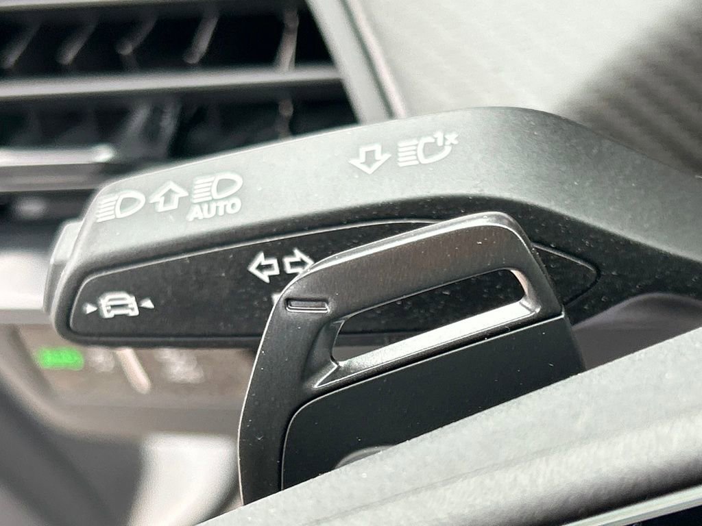 New 2026 Audi RS e-tron GT Base image 25