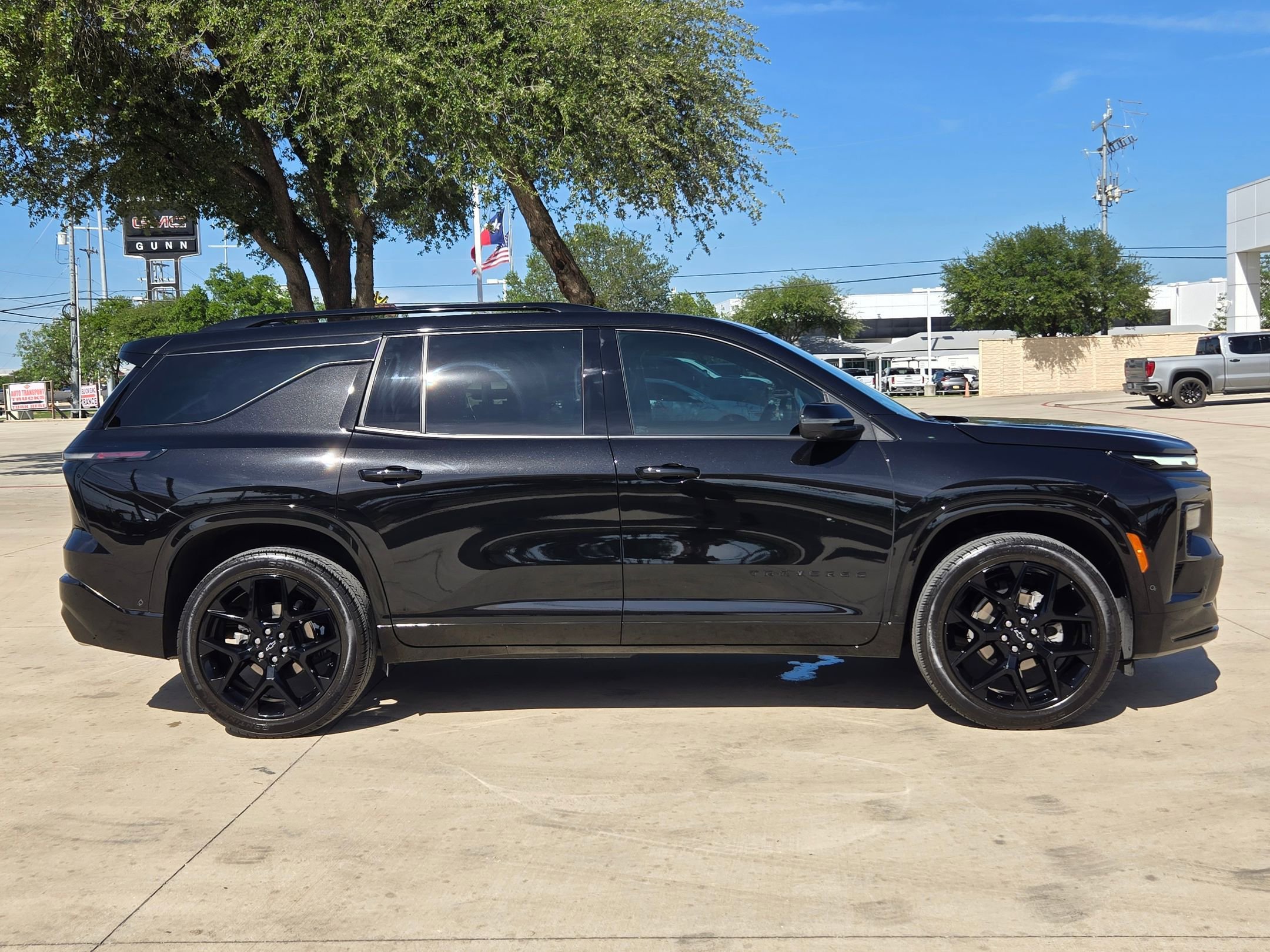 Certified 2024 Chevrolet Traverse RS FWD image 8