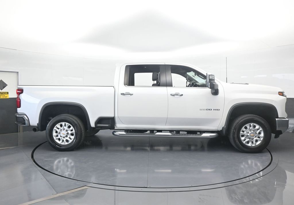 Used 2024 Chevrolet Silverado 2500 LTZ image 7