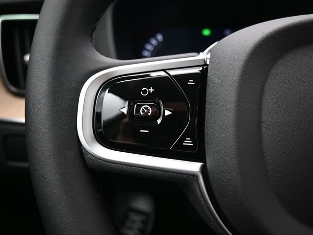 New 2026 Volvo XC60 B5 Core w/ Climate Package image 25