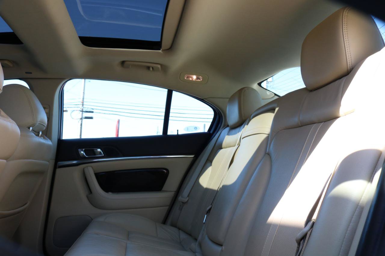 Used 2015 Lincoln MKS AWD w/ Equipment Group 201A image 32