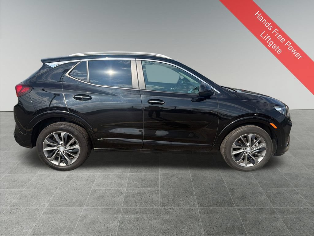 Used 2022 Buick Encore GX Select w/ Sport Touring Package FWD image 7