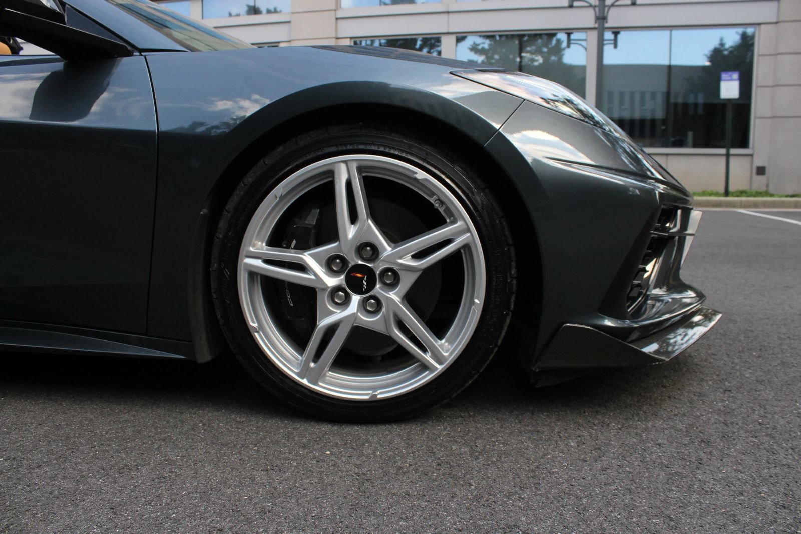 Used 2020 Chevrolet Corvette Stingray Premium Cpe w/ 3LT Preferred Equipment Group RWD image 9