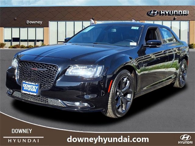 Used 2022 Chrysler 300 S video 1