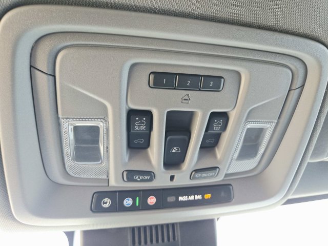 Used 2024 GMC Sierra 2500 Denali w/ Denali Reserve Package AWD/4WD image 34