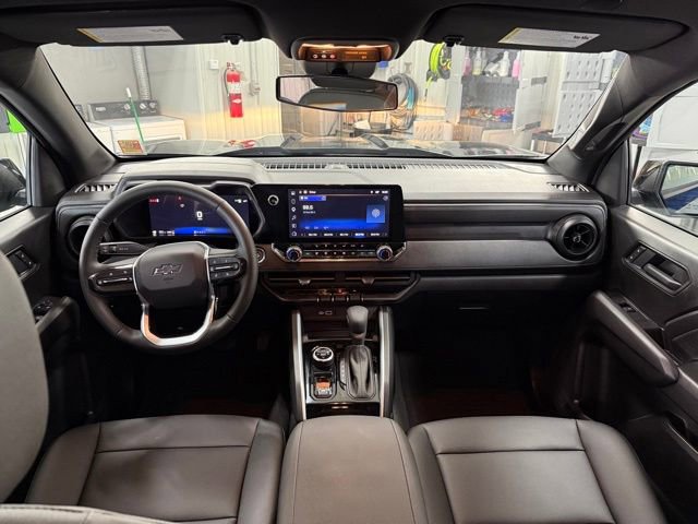 Used 2026 Chevrolet Colorado Trail Boss image 31