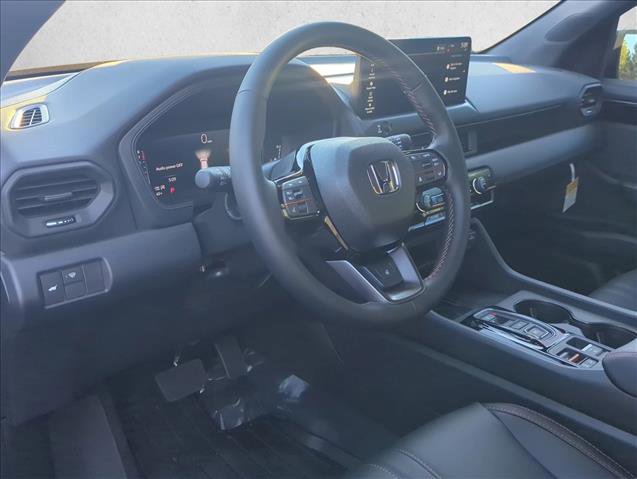 New 2026 Honda Pilot TrailSport image 3
