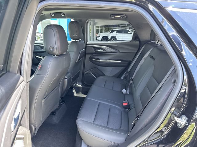 Used 2022 Chevrolet TrailBlazer RS w/ Sun and Liftgate Package FWD image 27
