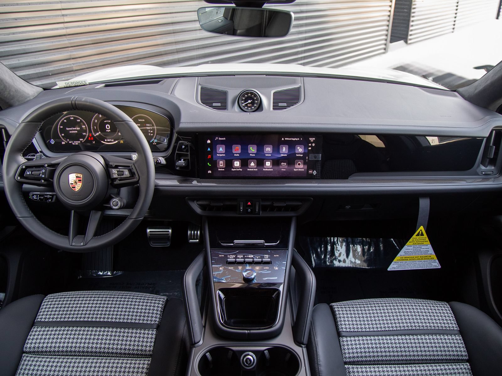 New 2026 Porsche Cayenne GTS AWD/4WD image 21