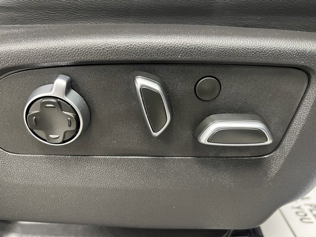 Used 2025 GMC Sierra 2500 AT4X w/ AT4X AEV Edition image 54