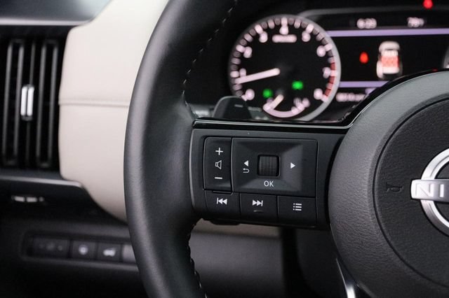 Certified 2025 Nissan Pathfinder SL AWD/4WD image 13