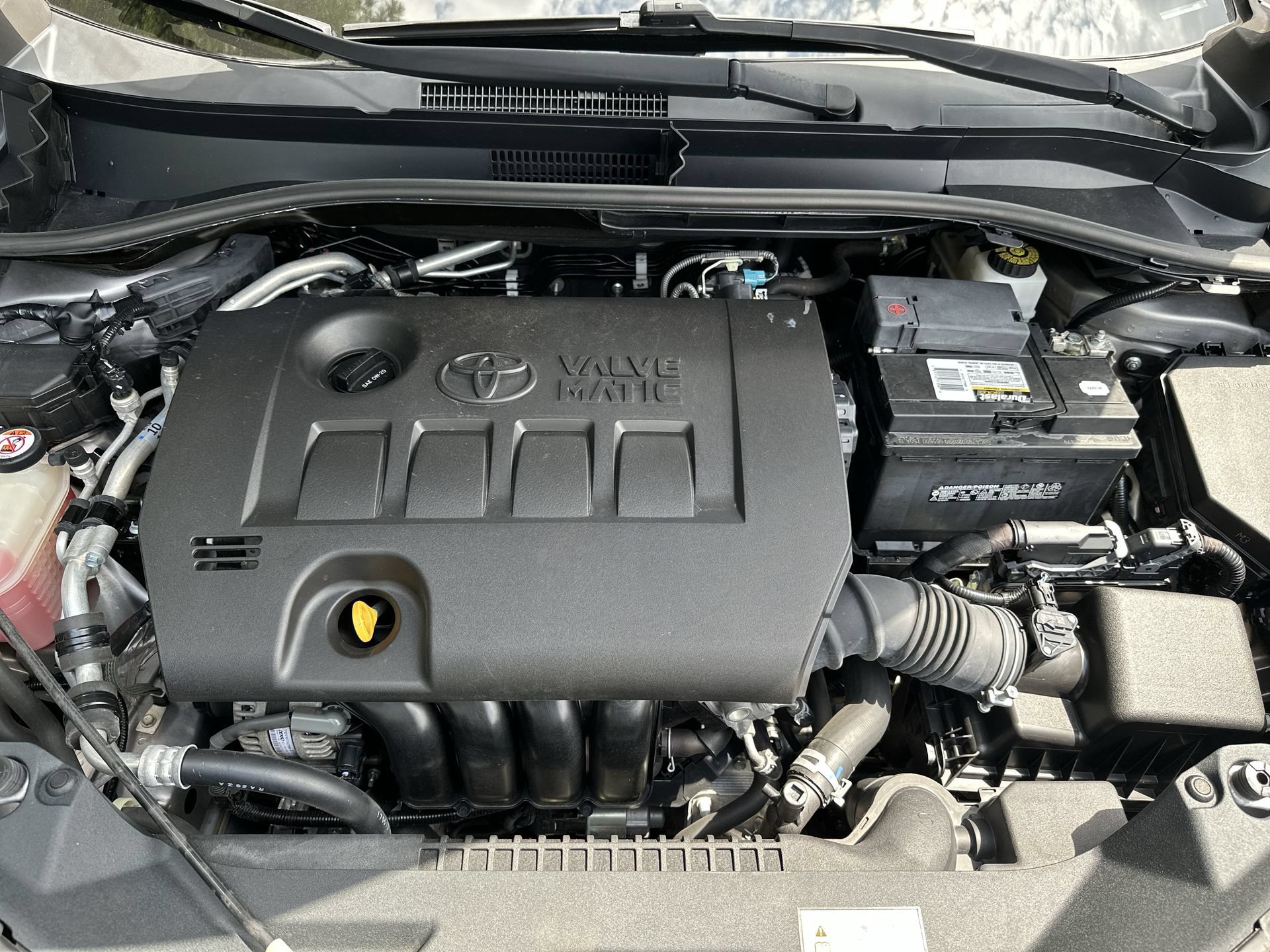 Used 2018 Toyota C-HR XLE FWD image 17