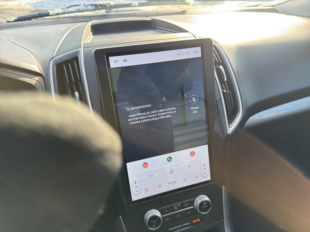 Certified 2024 Ford Edge SEL w/ Convenience Package image 30