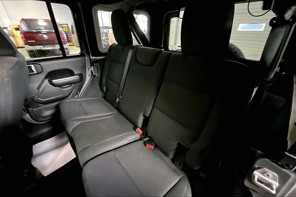 Used 2021 Jeep Wrangler Unlimited Sport image 24