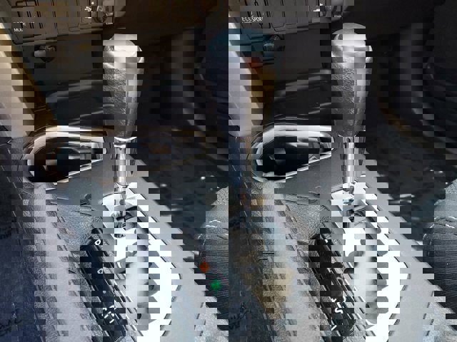 Used 2018 Toyota RAV4 XLE image 21