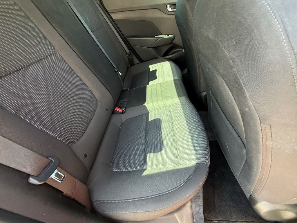 Used 2022 Hyundai Accent SEL FWD image 11