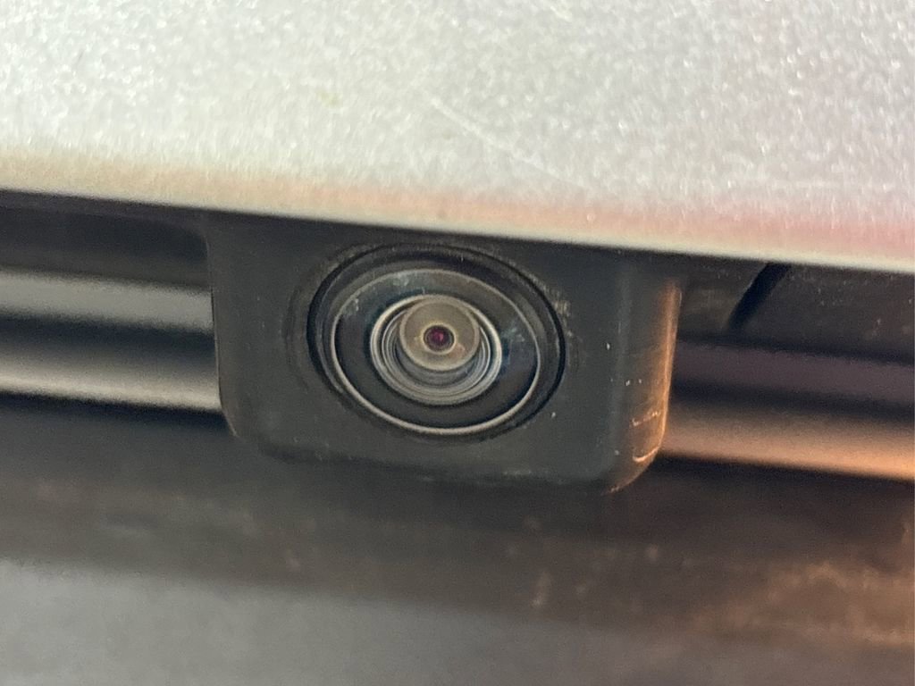 Used 2017 Volkswagen Tiguan S image 16