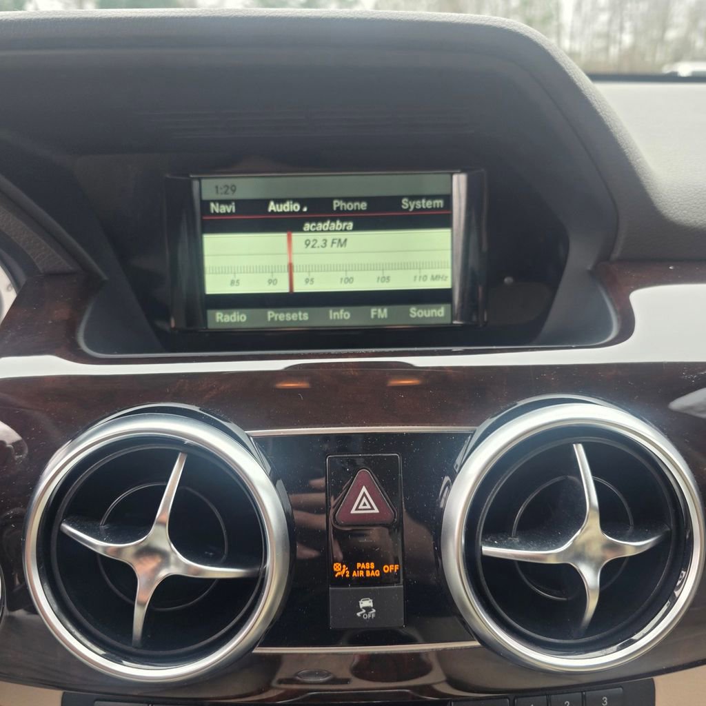 Used 2015 Mercedes-Benz GLK 350 2WD image 19