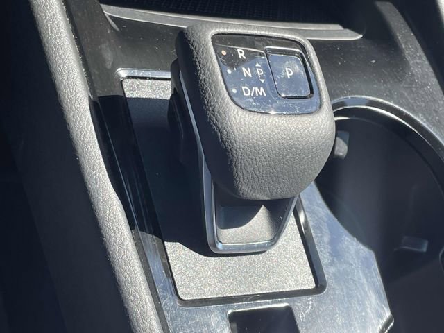 Used 2023 Nissan Rogue SV image 21