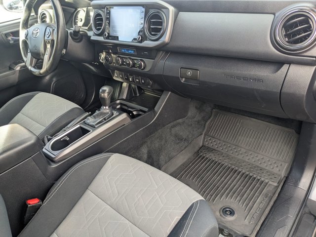 Used 2022 Toyota Tacoma TRD Sport w/ Technology Package image 20