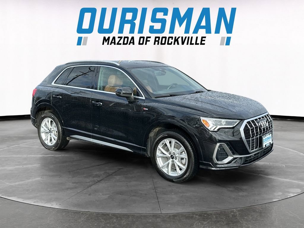 Used 2022 Audi Q3 2.0T Premium Plus w/ Premium Plus Package image 1