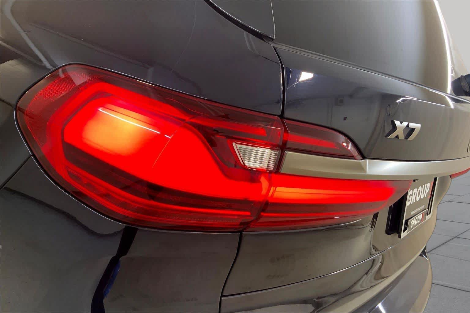Used 2020 BMW X7 M50i w/ Executive Package AWD/4WD image 28