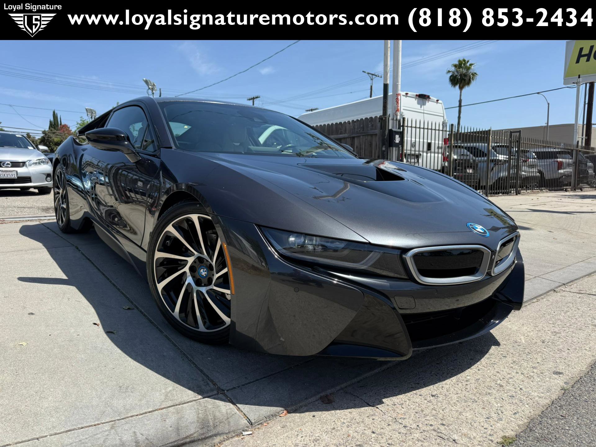 Used 2015 BMW i8 image 1