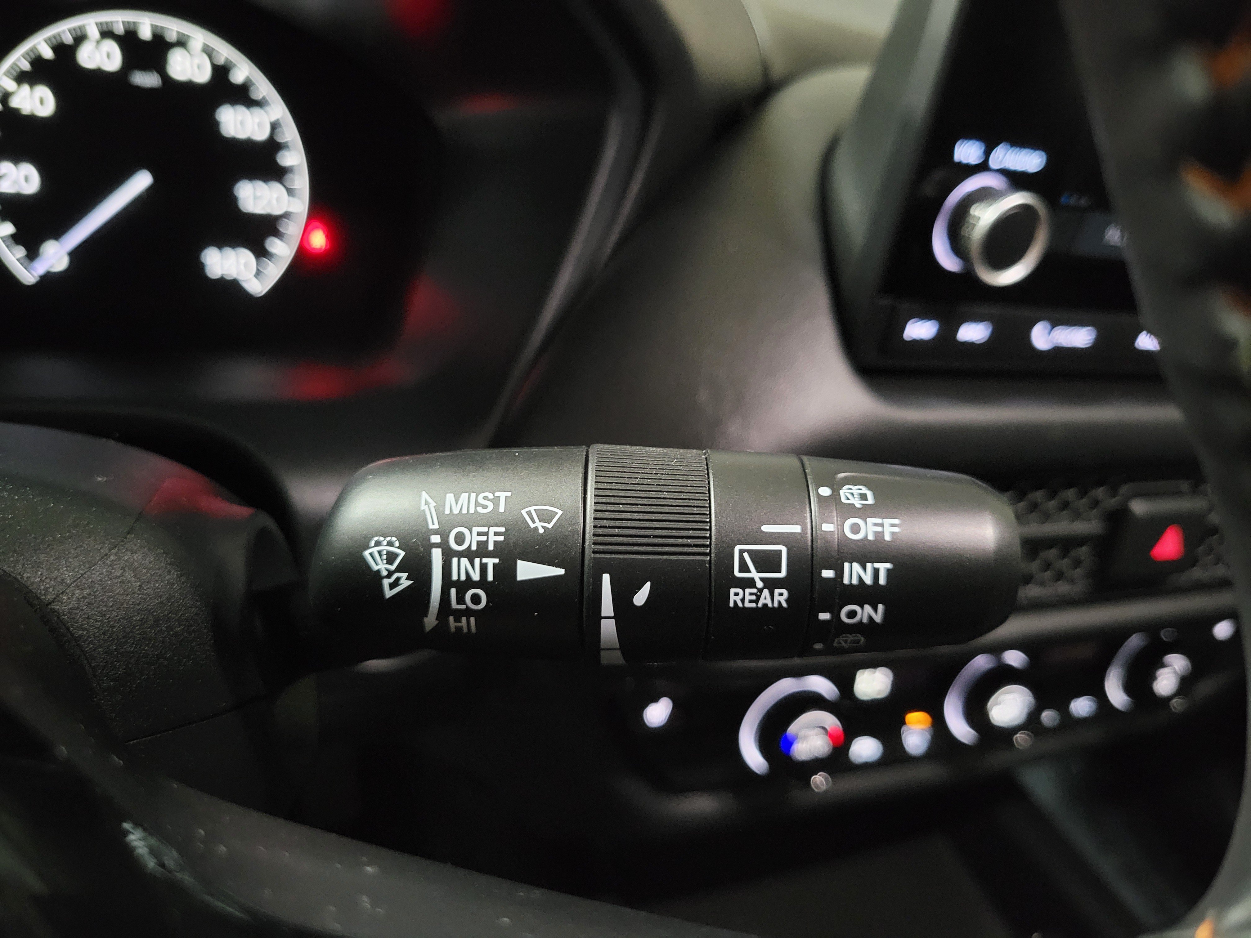 Used 2025 Honda HR-V Sport image 27