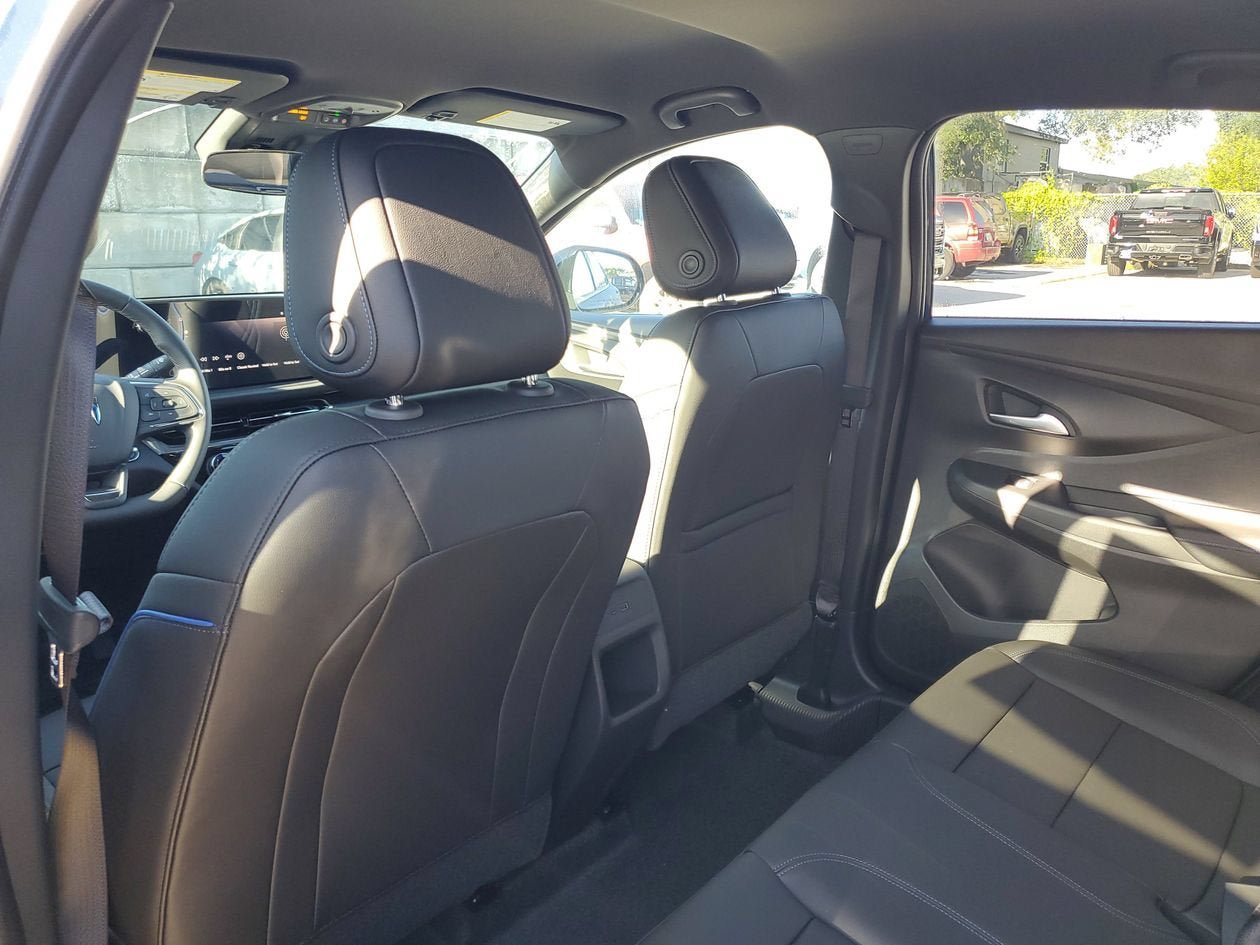 New 2026 Buick Envista Sport Touring w/ Convenience II Package FWD image 9