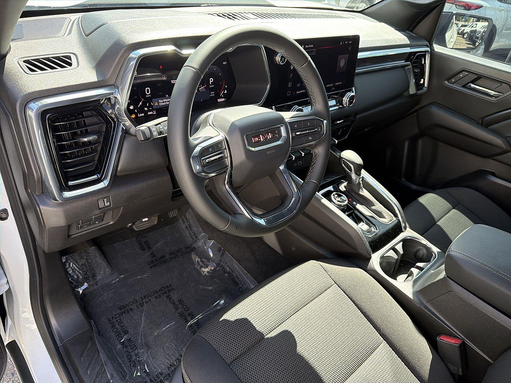 Used 2025 GMC Canyon Elevation AWD/4WD image 9