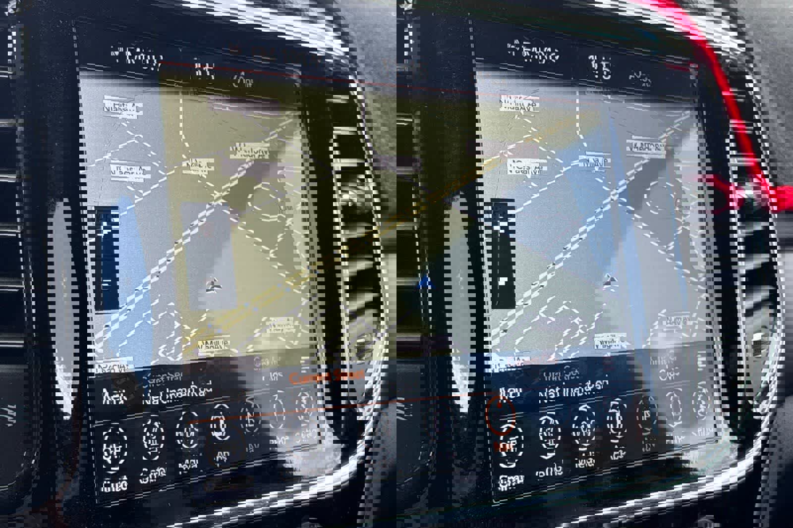 Used 2020 Jeep Grand Cherokee Altitude image 21