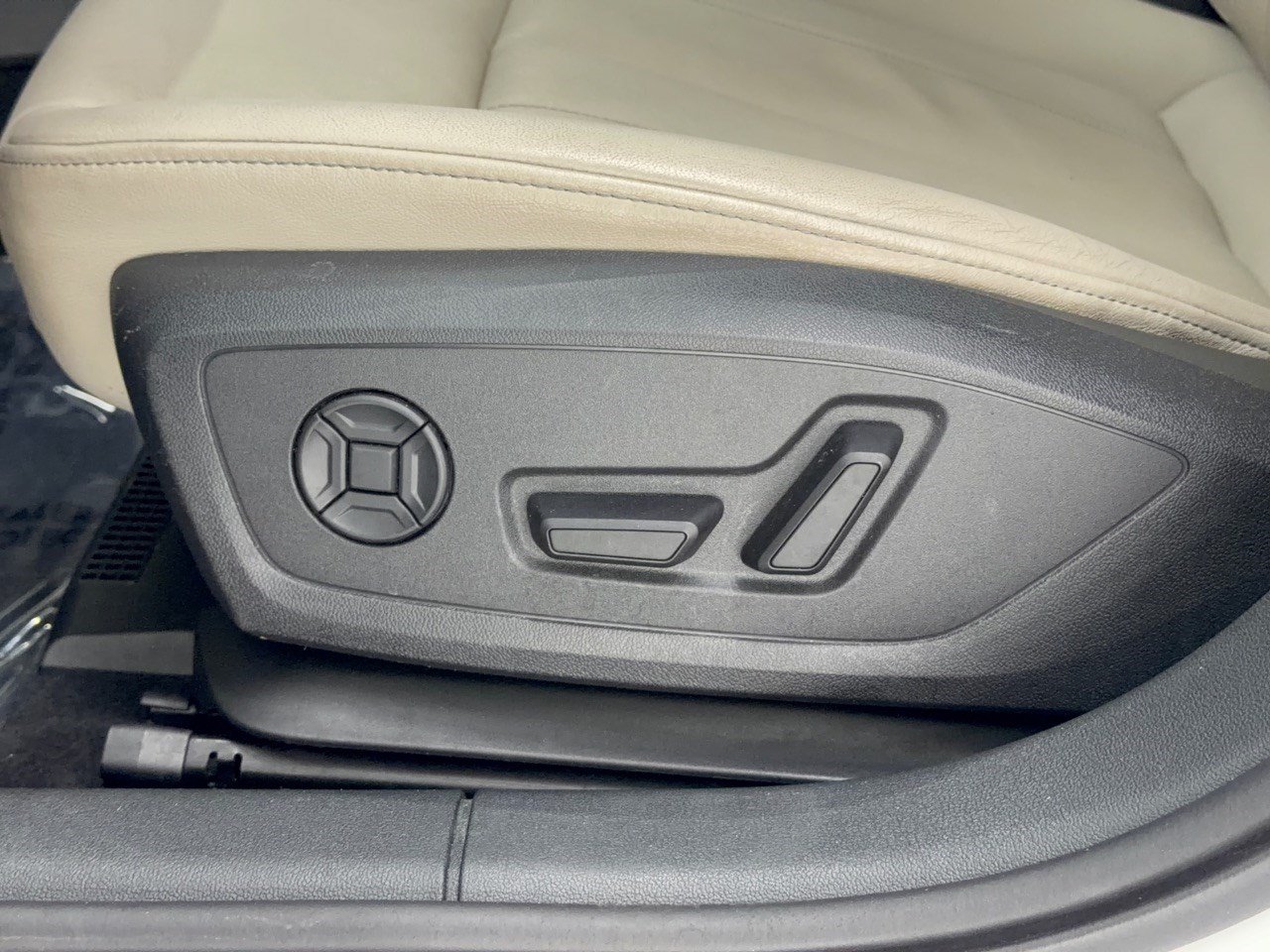 Used 2024 Audi A3 2.0T Premium FWD image 16