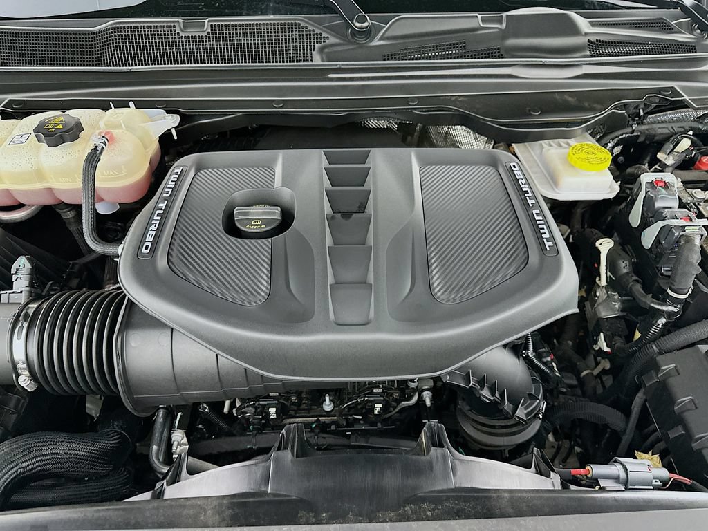 Used 2025 RAM 1500 Tungsten AWD/4WD image 31
