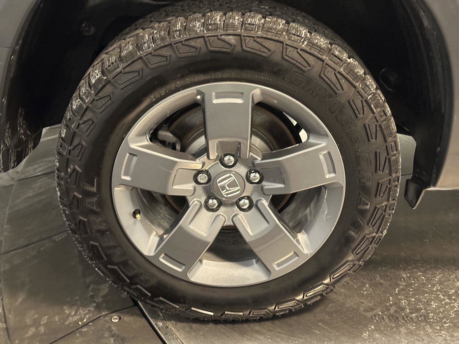 Used 2024 Honda Ridgeline TrailSport image 16