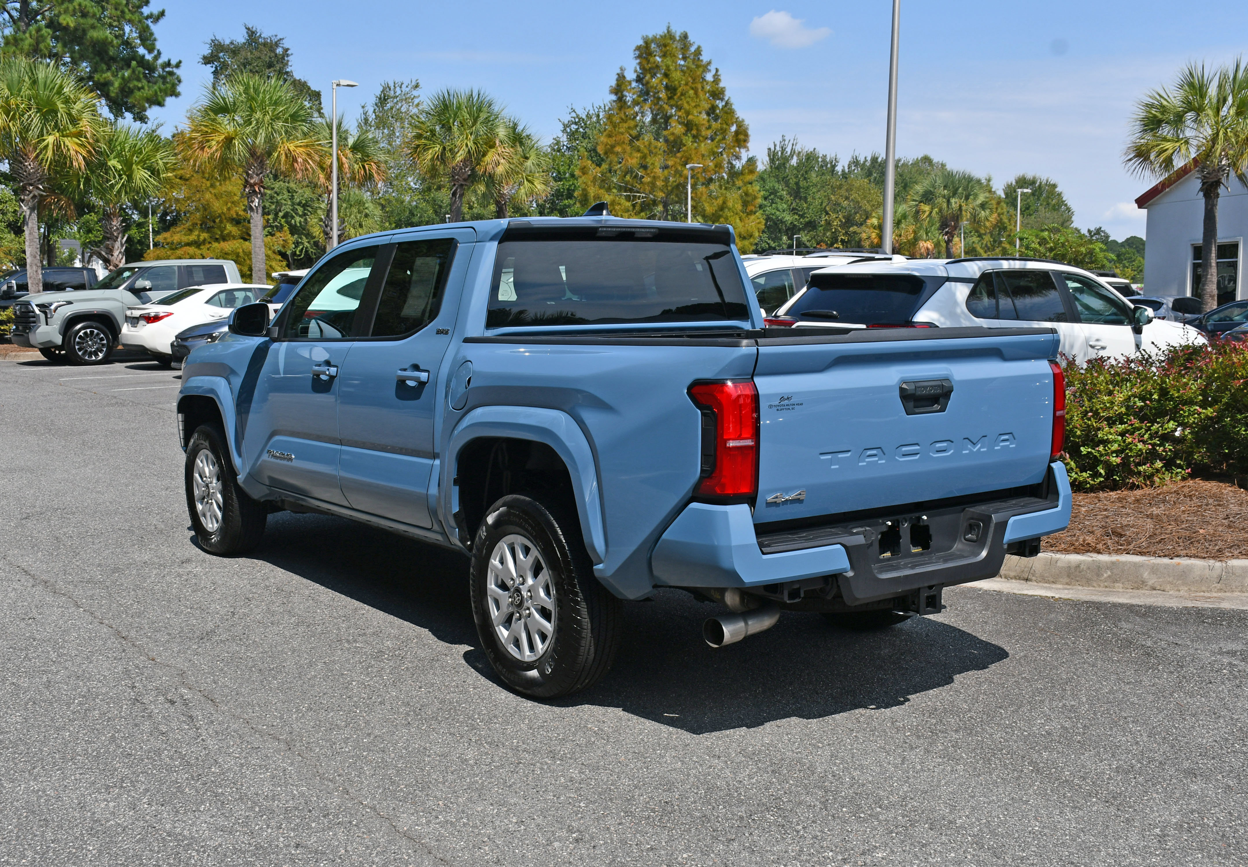 Certified 2026 Toyota Tacoma SR5 AWD/4WD image 3