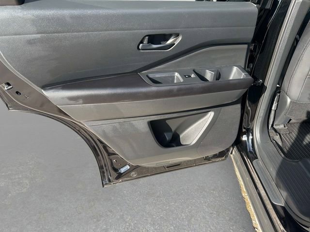 Used 2025 Nissan Pathfinder Rock Creek AWD/4WD image 12