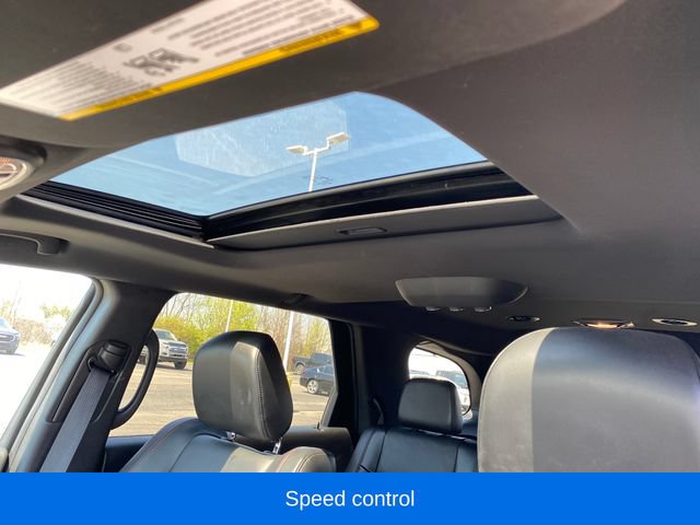Used 2025 Dodge Durango R/T AWD/4WD image 16